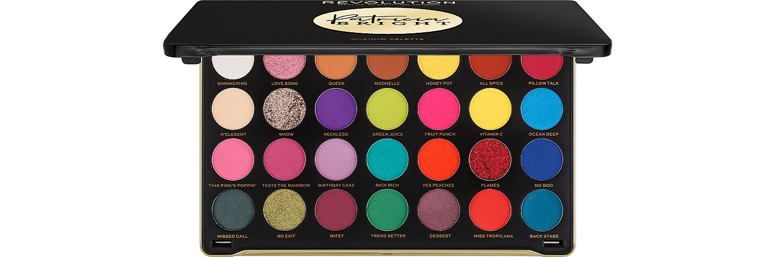 Lidschattenpalette auswählt